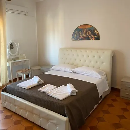 Casa Arturo * Giardini Naxos